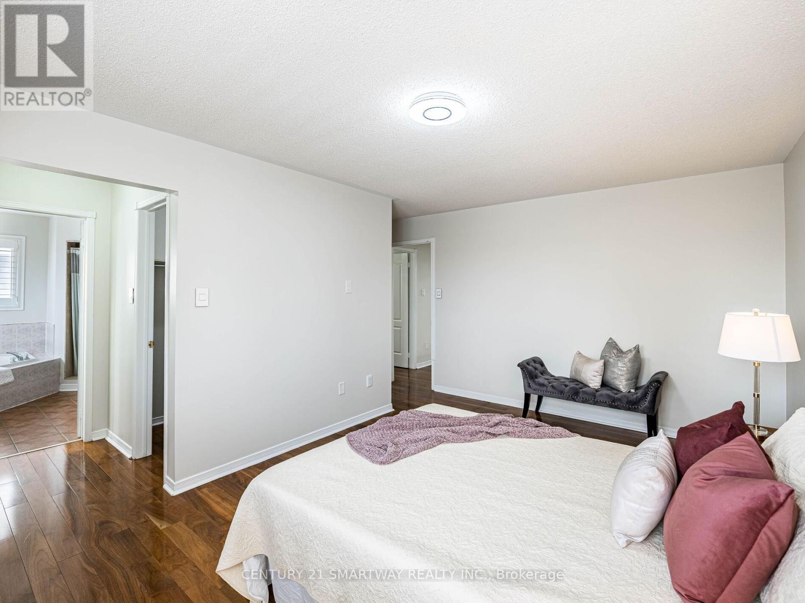 124 Porchlight Road, Brampton, Ontario  L6R 4R9 - Photo 23 - W12437081
