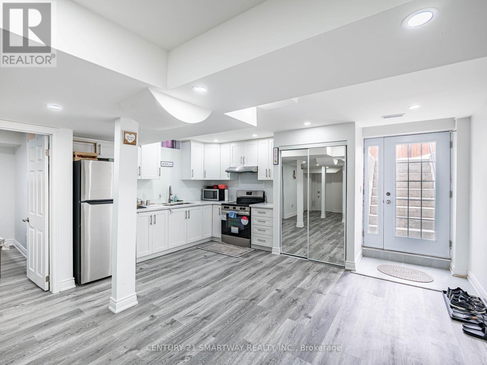124 Porchlight Road, Brampton, Ontario  L6R 4R9 - Photo 40 - W12437081