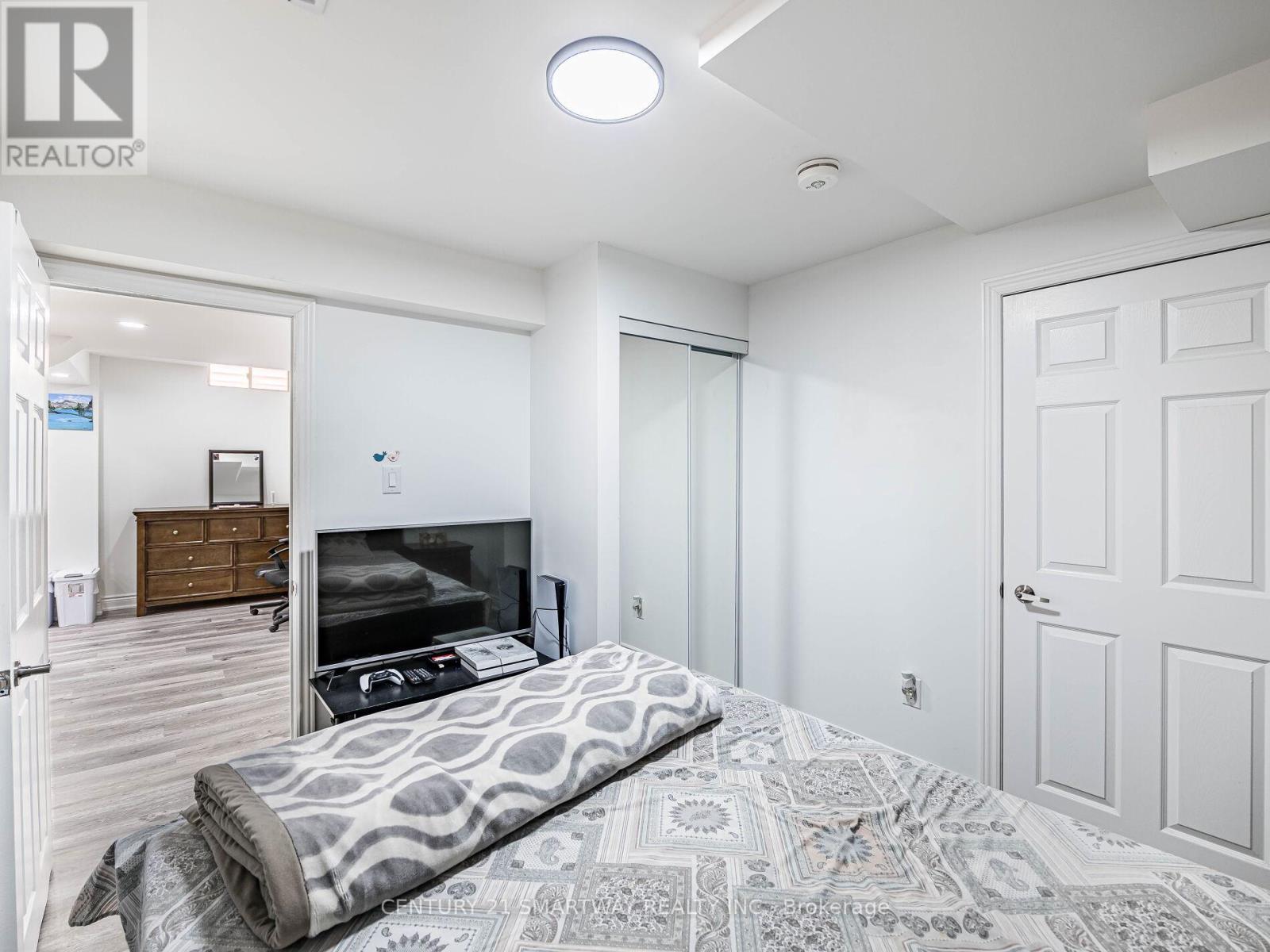 124 Porchlight Road, Brampton, Ontario  L6R 4R9 - Photo 43 - W12437081