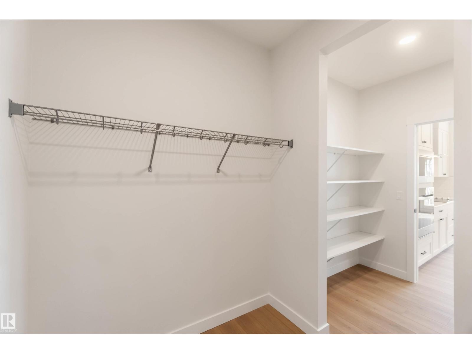 1114 Cristall Cr Sw, Edmonton, Alberta  T6W 2Z1 - Photo 10 - E4451986