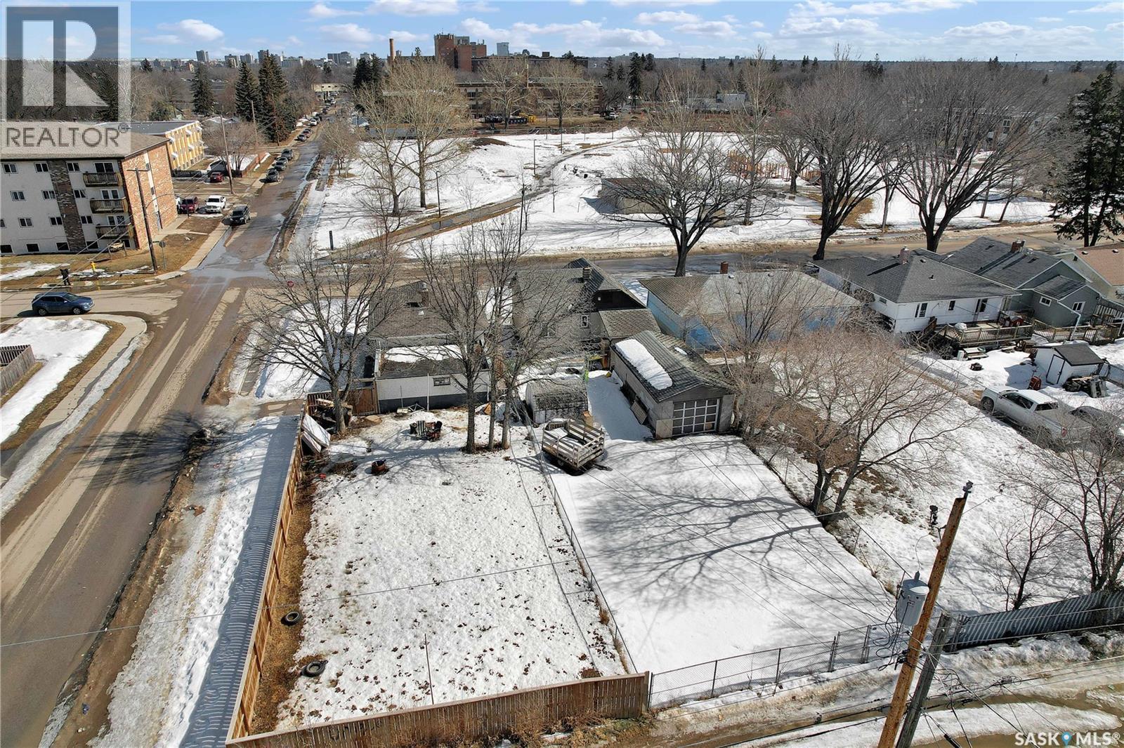 203 U Avenue S, Saskatoon, Saskatchewan  S7M 1R8 - Photo 14 - SK019758