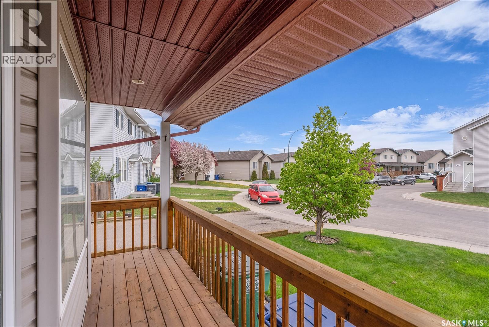 403 Rutherford Crescent, Saskatoon, Saskatchewan  S7N 4X7 - Photo 2 - SK019625