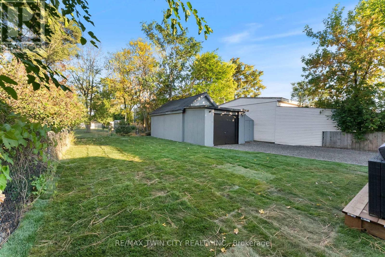3 Dundee Street, Brantford, Ontario  N3R 4L9 - Photo 36 - X12436971
