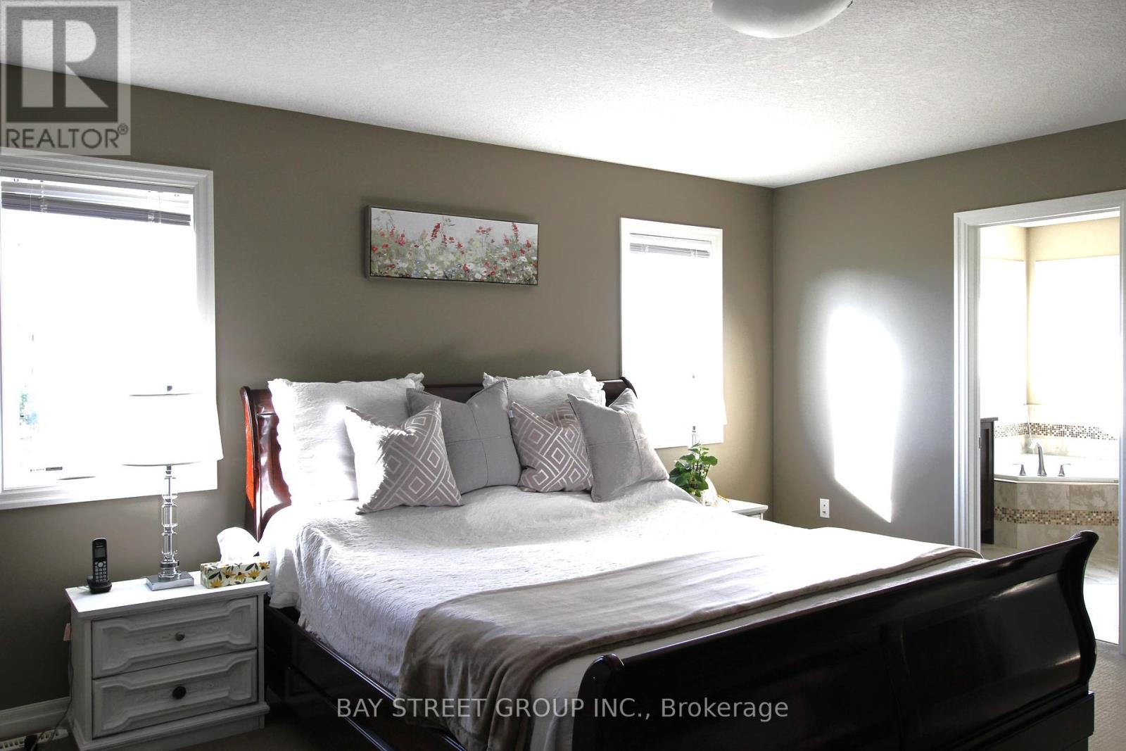 1451 Howlett Circle, London North, Ontario  N5X 0K5 - Photo 19 - X12437030