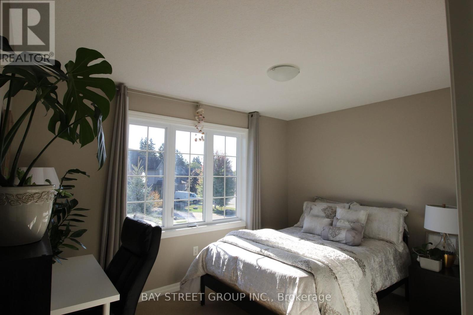 1451 Howlett Circle, London North, Ontario  N5X 0K5 - Photo 25 - X12437030
