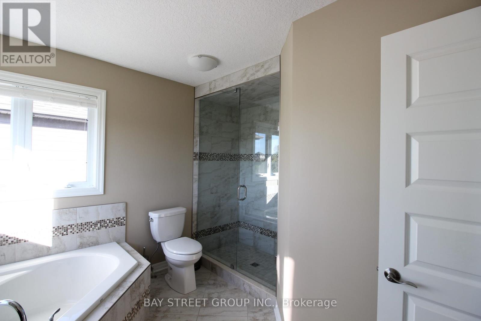 1451 Howlett Circle, London North, Ontario  N5X 0K5 - Photo 28 - X12437030