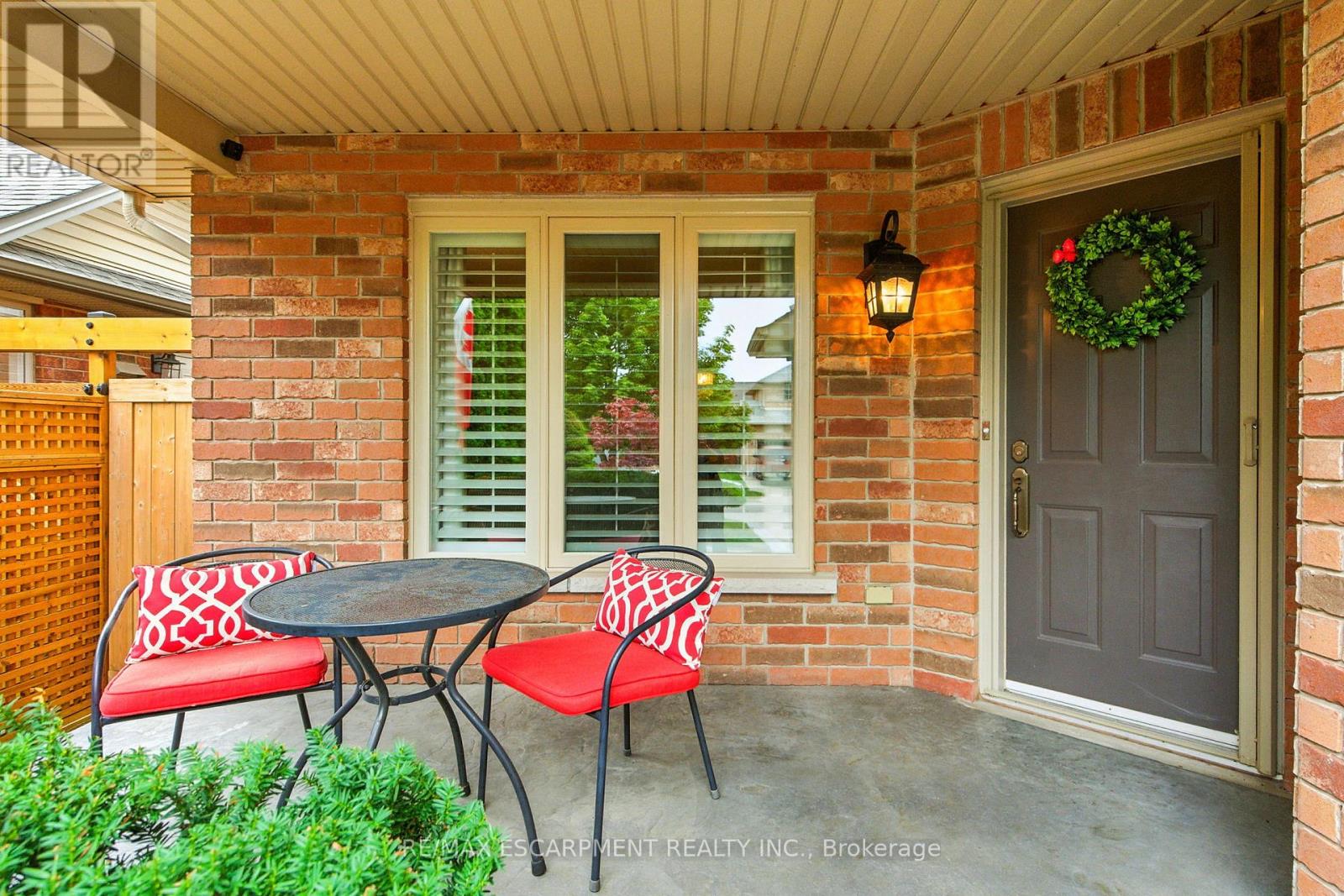 56 Sonoma Lane, Hamilton, Ontario  L8E 6B6 - Photo 3 - X12437088
