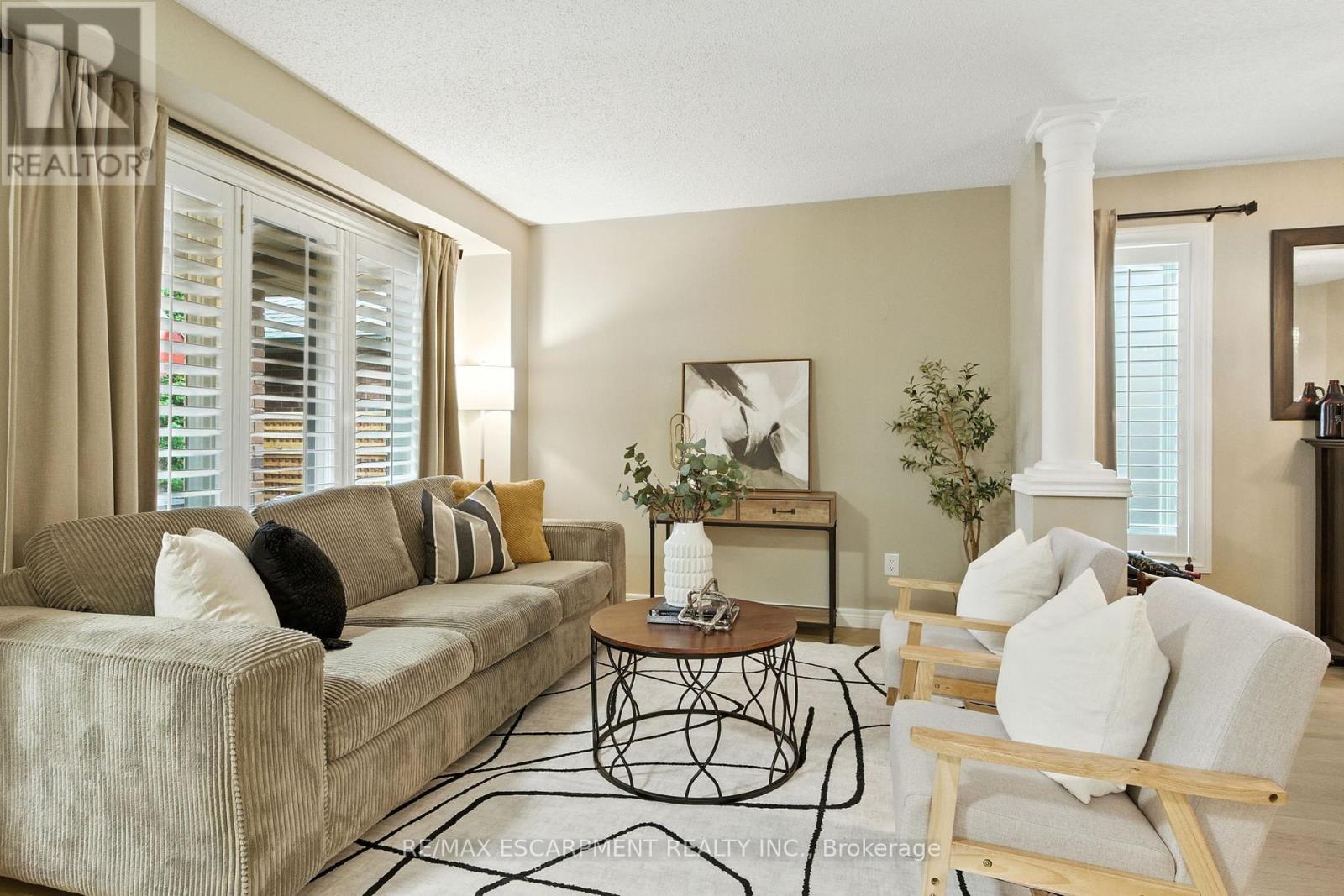 56 Sonoma Lane, Hamilton, Ontario  L8E 6B6 - Photo 4 - X12437088