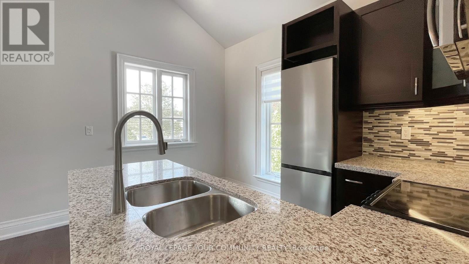 42 Somerville Street, Whitchurch-Stouffville, Ontario  L4A 1G6 - Photo 35 - N12436986