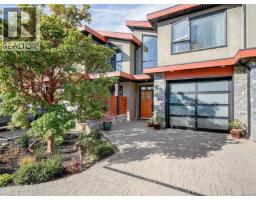4 2350 Henry Ave Sidney North-East