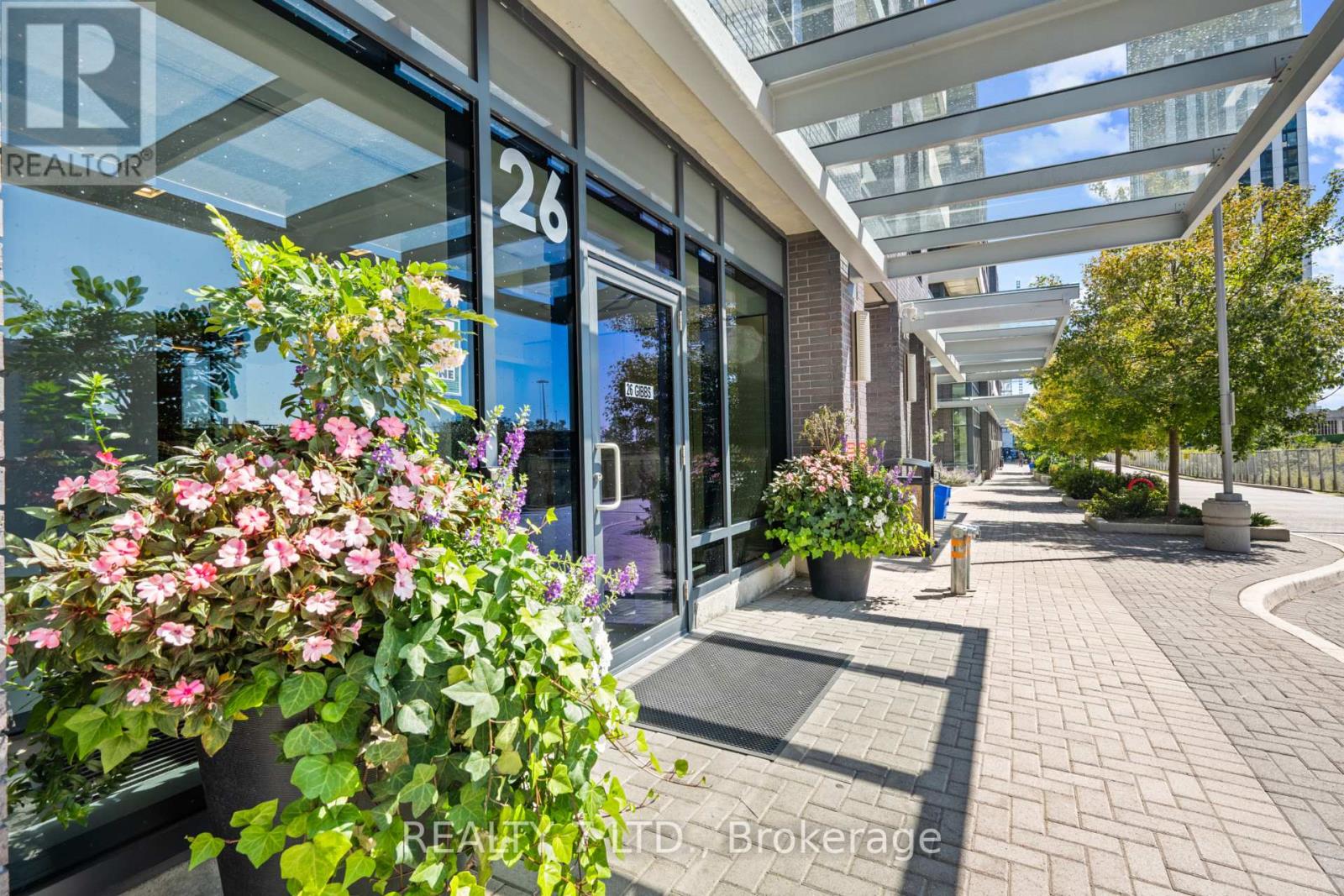 838 - 26 GIBBS ROAD, Toronto, Ontario