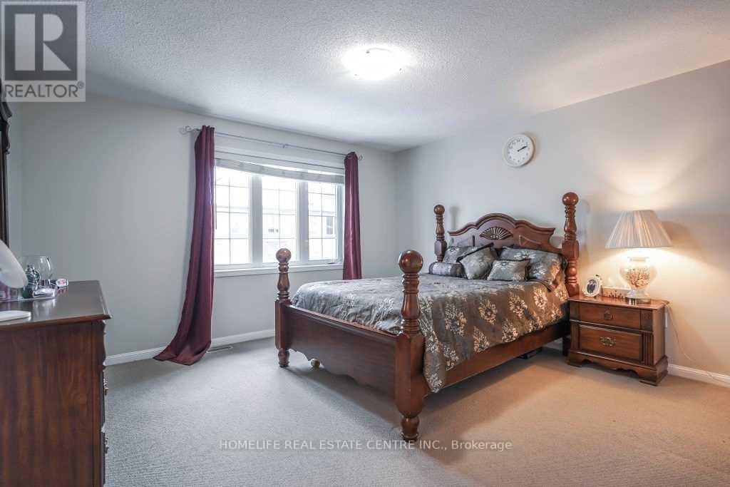 2 Chudleigh Avenue, Brampton, Ontario  L6X 0N1 - Photo 15 - W12402240