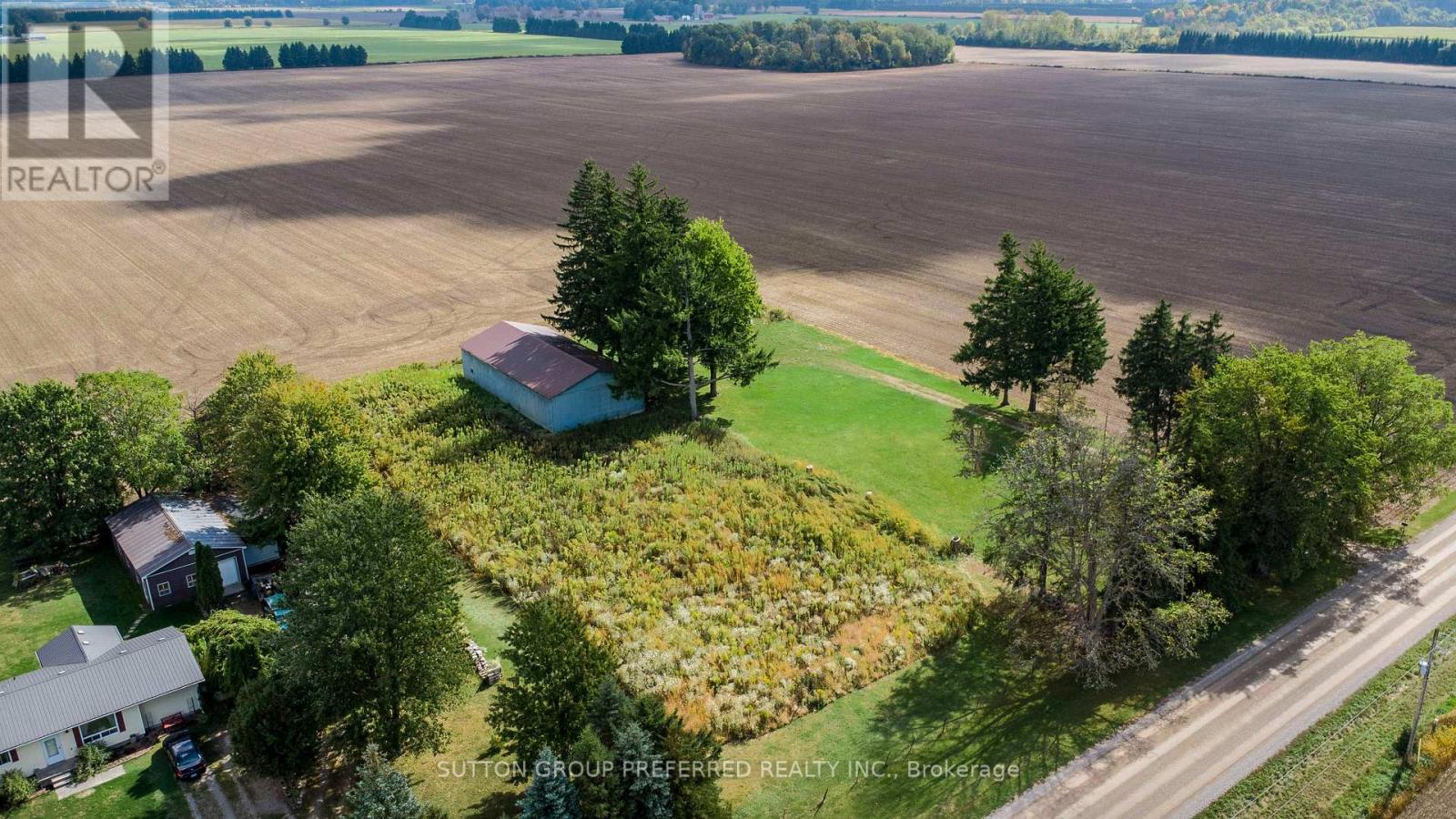 21656 Heritage Road, Thames Centre, Ontario  N0M 2P0 - Photo 9 - X12352640