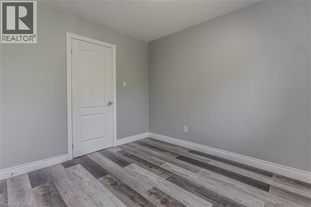 2458 Martin Court, Burlington, Ontario  L7P 2V2 - Photo 32 - 40775081