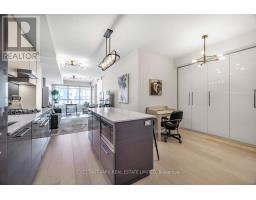 304 - 835 ST. CLAIR AVENUE W, Toronto, Ontario