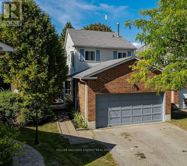 17 Barrow Court, Whitby, Ontario  L1P 1E4 - Photo 1 - E12437392