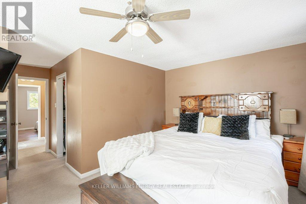 17 Barrow Court, Whitby, Ontario  L1P 1E4 - Photo 14 - E12437392