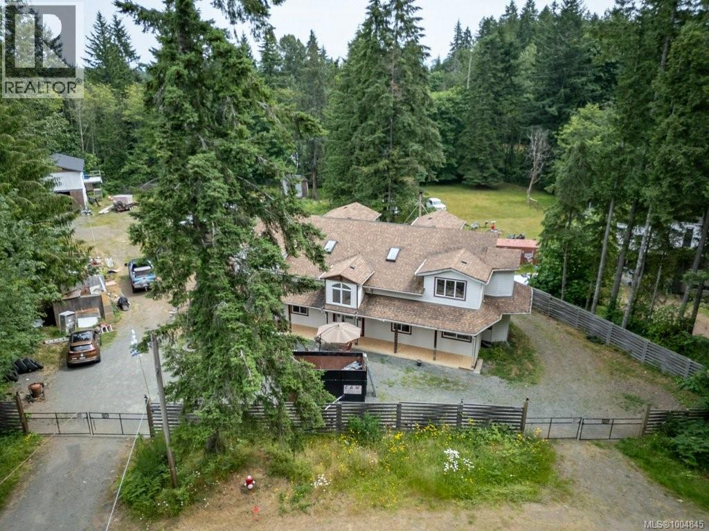 2524 Macaulay Rd, Black Creek, British Columbia