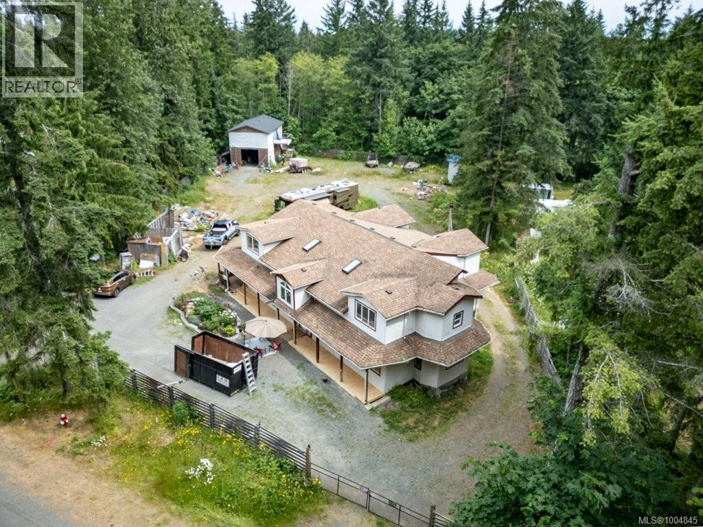 2524 Macaulay Rd, Black Creek, British Columbia  V9J 1B5 - Photo 2 - 1004845