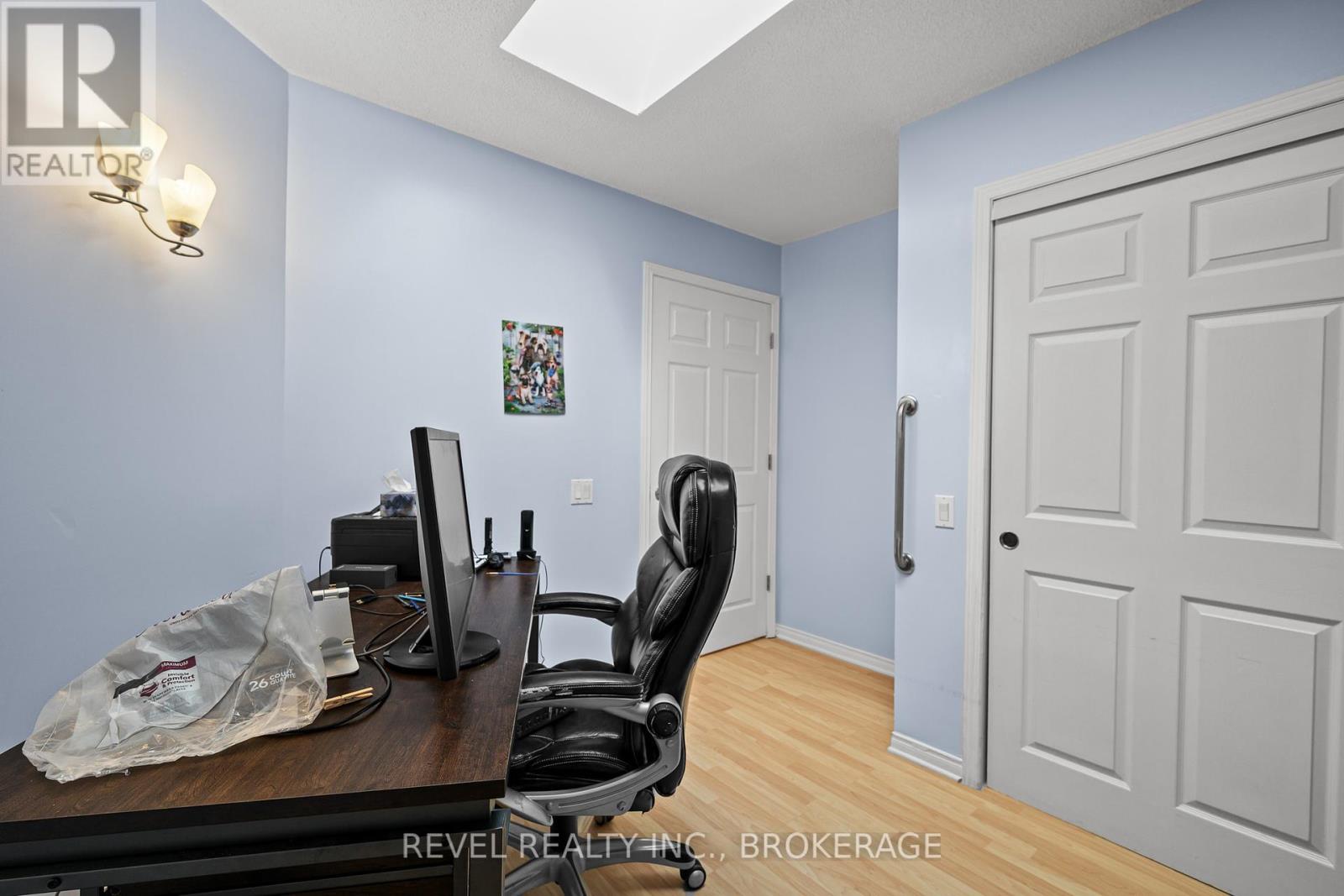 37 Wilfred Crescent, Kingston, Ontario  K7K 7G7 - Photo 13 - X12437327