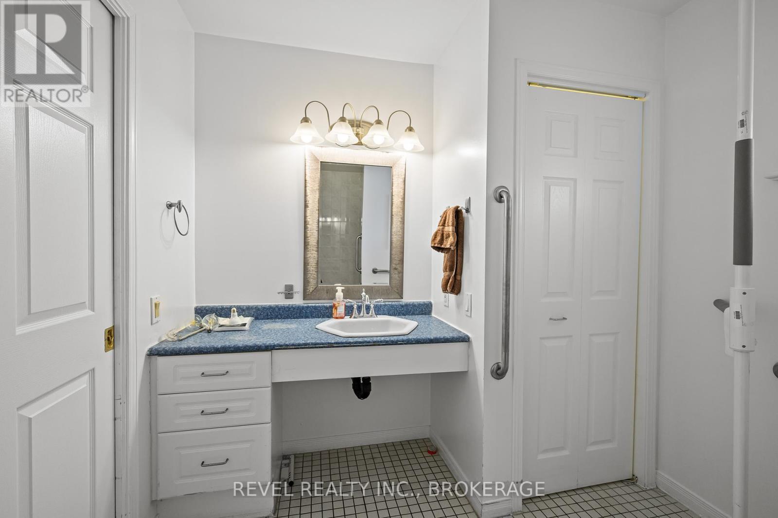 37 Wilfred Crescent, Kingston, Ontario  K7K 7G7 - Photo 15 - X12437327