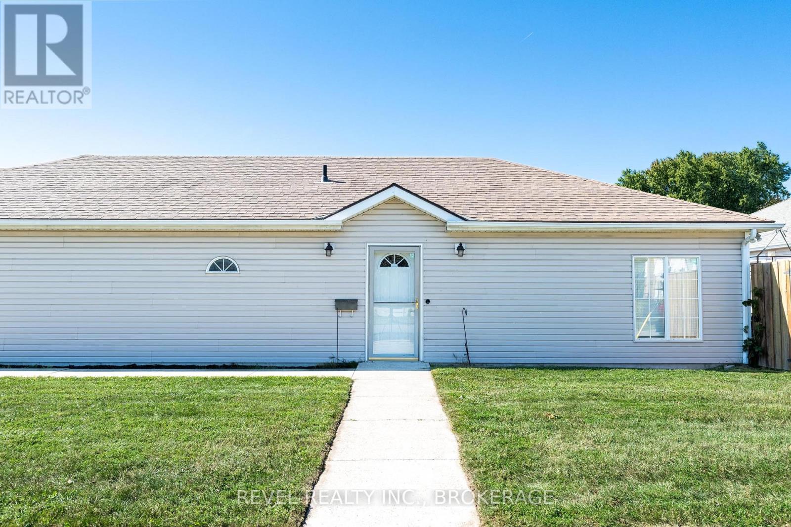 37 Wilfred Crescent, Kingston, Ontario  K7K 7G7 - Photo 19 - X12437327