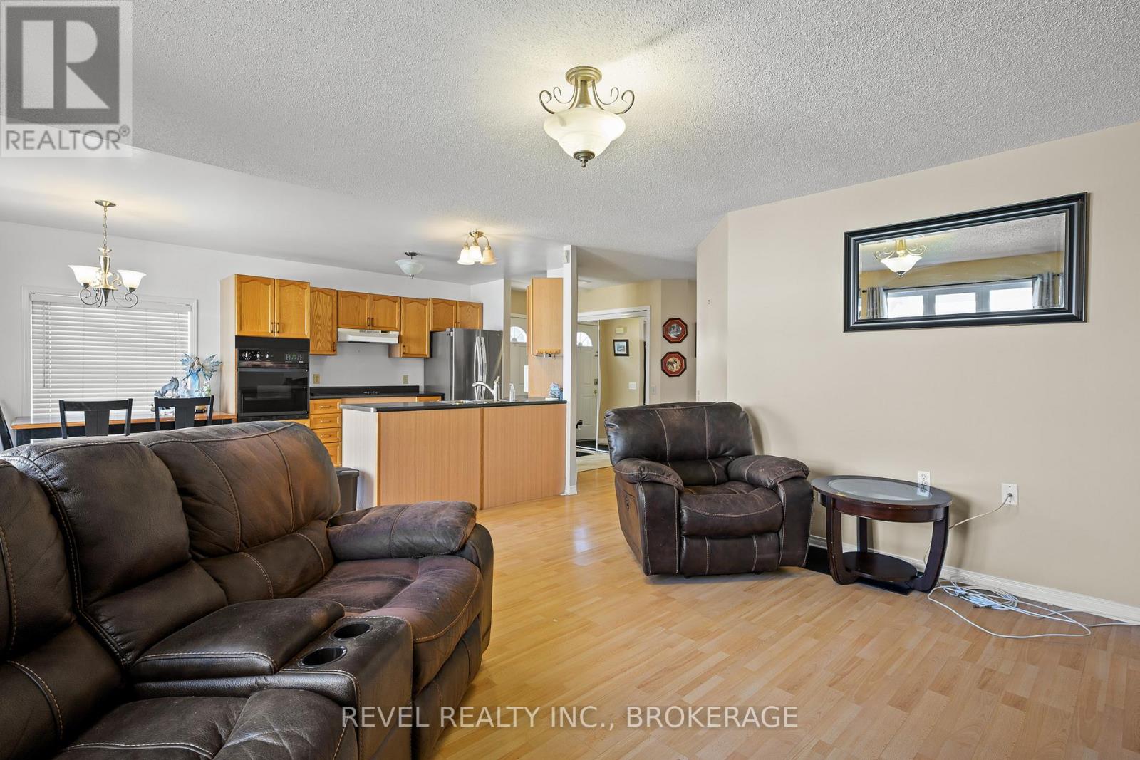 37 Wilfred Crescent, Kingston, Ontario  K7K 7G7 - Photo 8 - X12437327