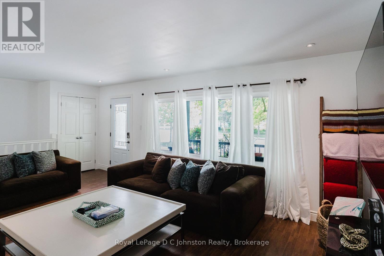 623 Louis Street, Saugeen Shores, Ontario  N0H 2C0 - Photo 10 - X12437368