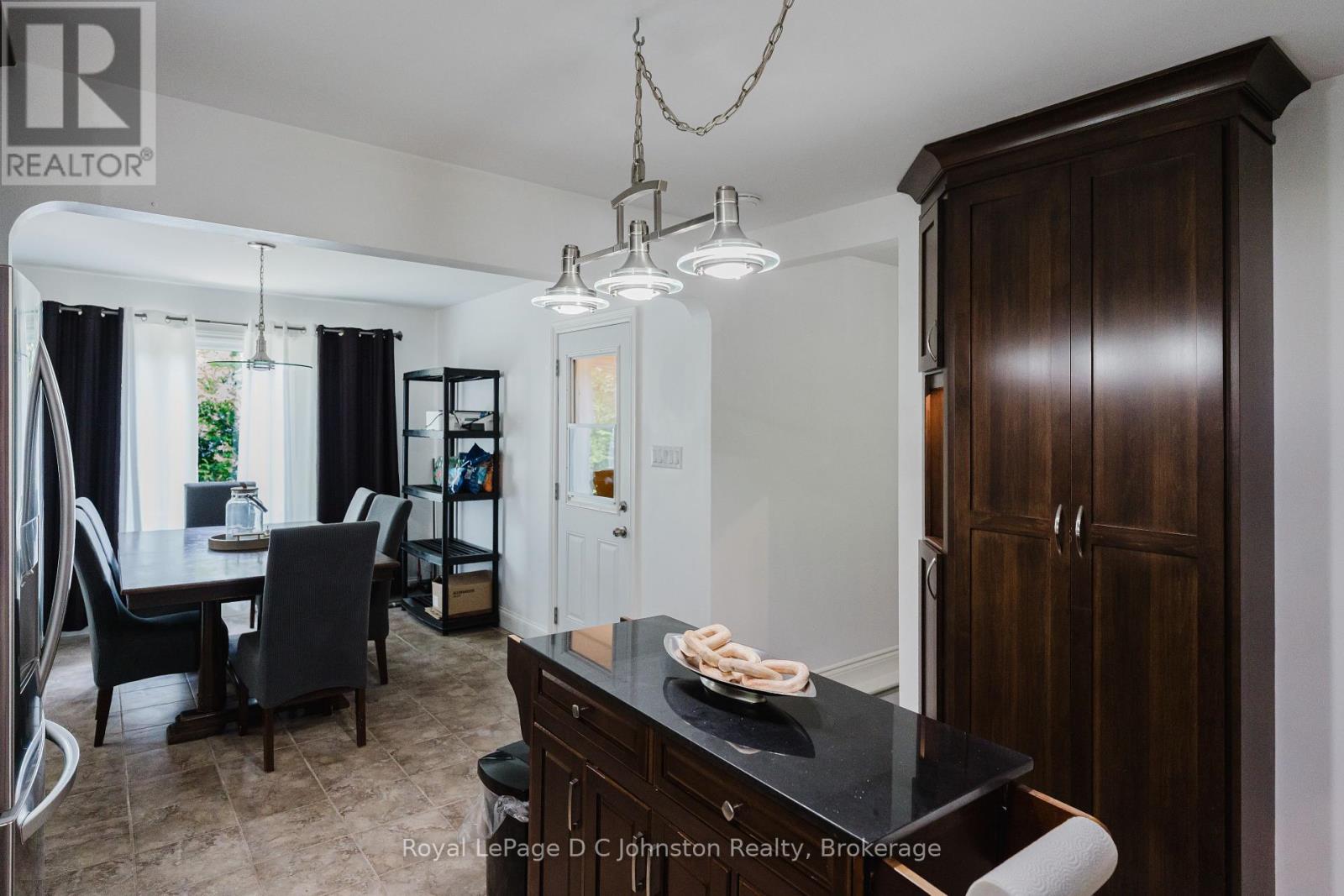 623 Louis Street, Saugeen Shores, Ontario  N0H 2C0 - Photo 17 - X12437368
