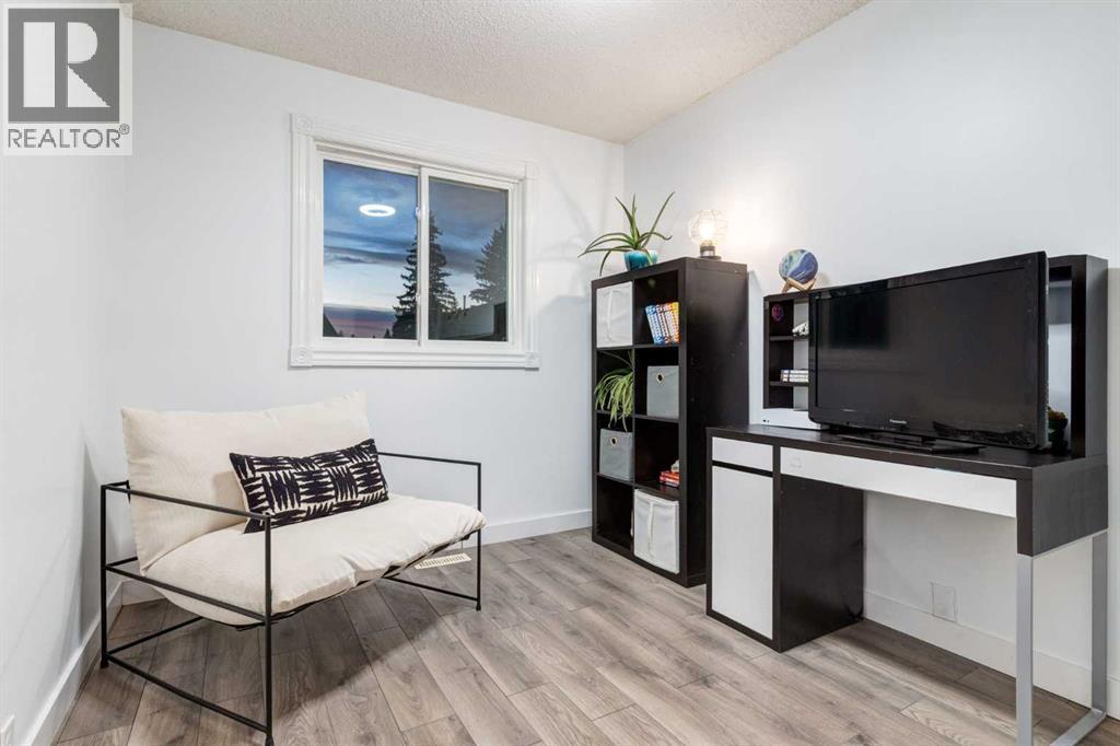 11011 Oakfield Drive Sw, Calgary, Alberta  T2W 3H3 - Photo 20 - A2257351