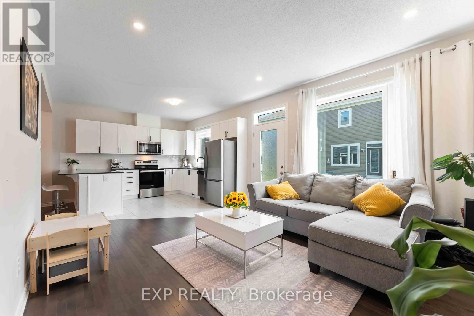 1902 Haiku Street, Ottawa, Ontario  K2J 6W8 - Photo 18 - X12437366
