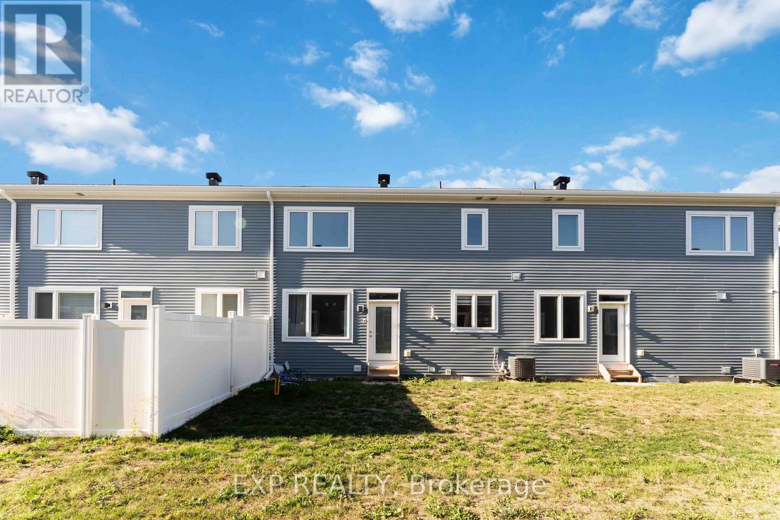 1902 Haiku Street, Ottawa, Ontario  K2J 6W8 - Photo 38 - X12437366