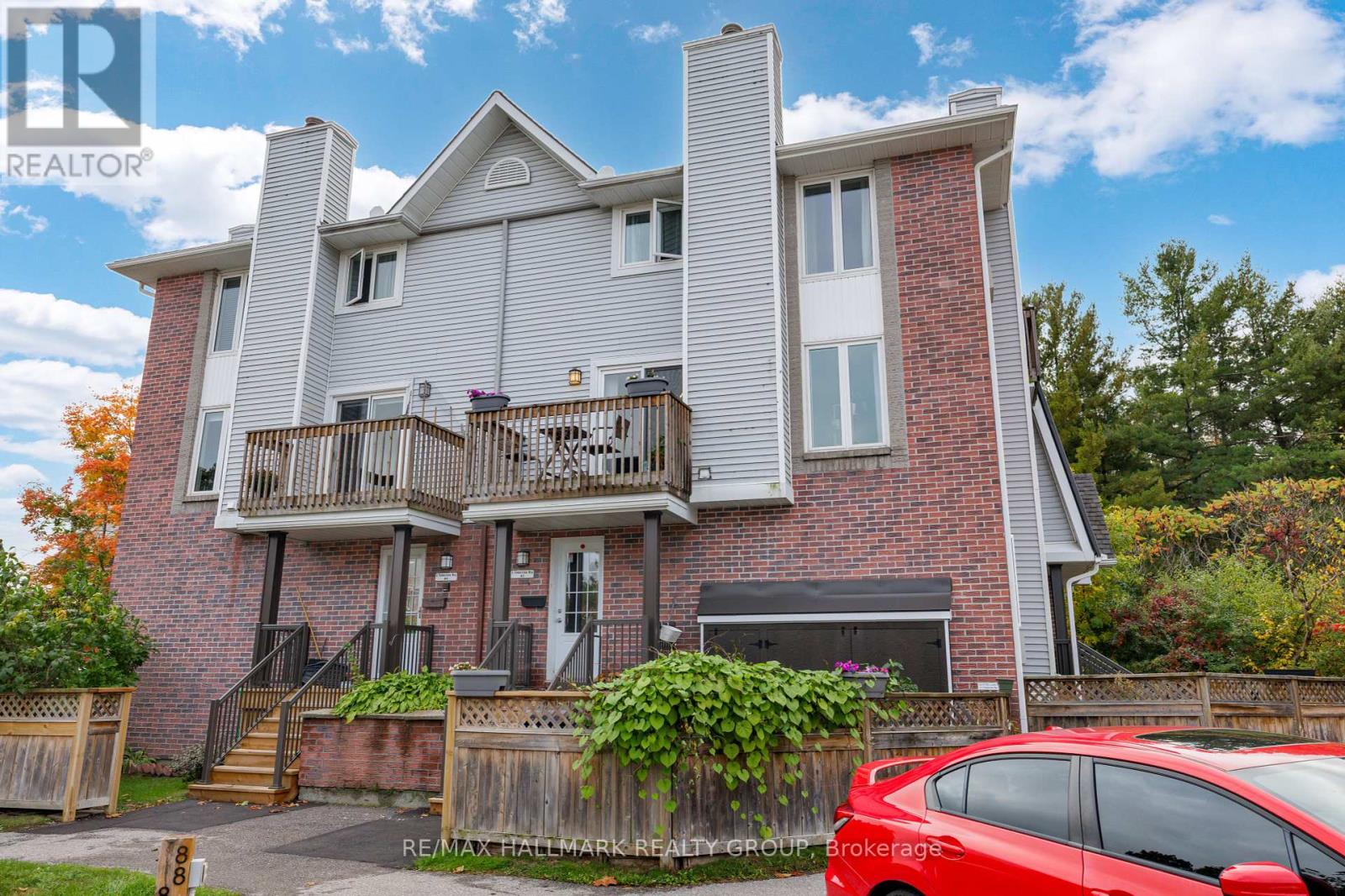 3 - 5 Timberview Way, Ottawa, Ontario  K2H 9M6 - Photo 4 - X12437387