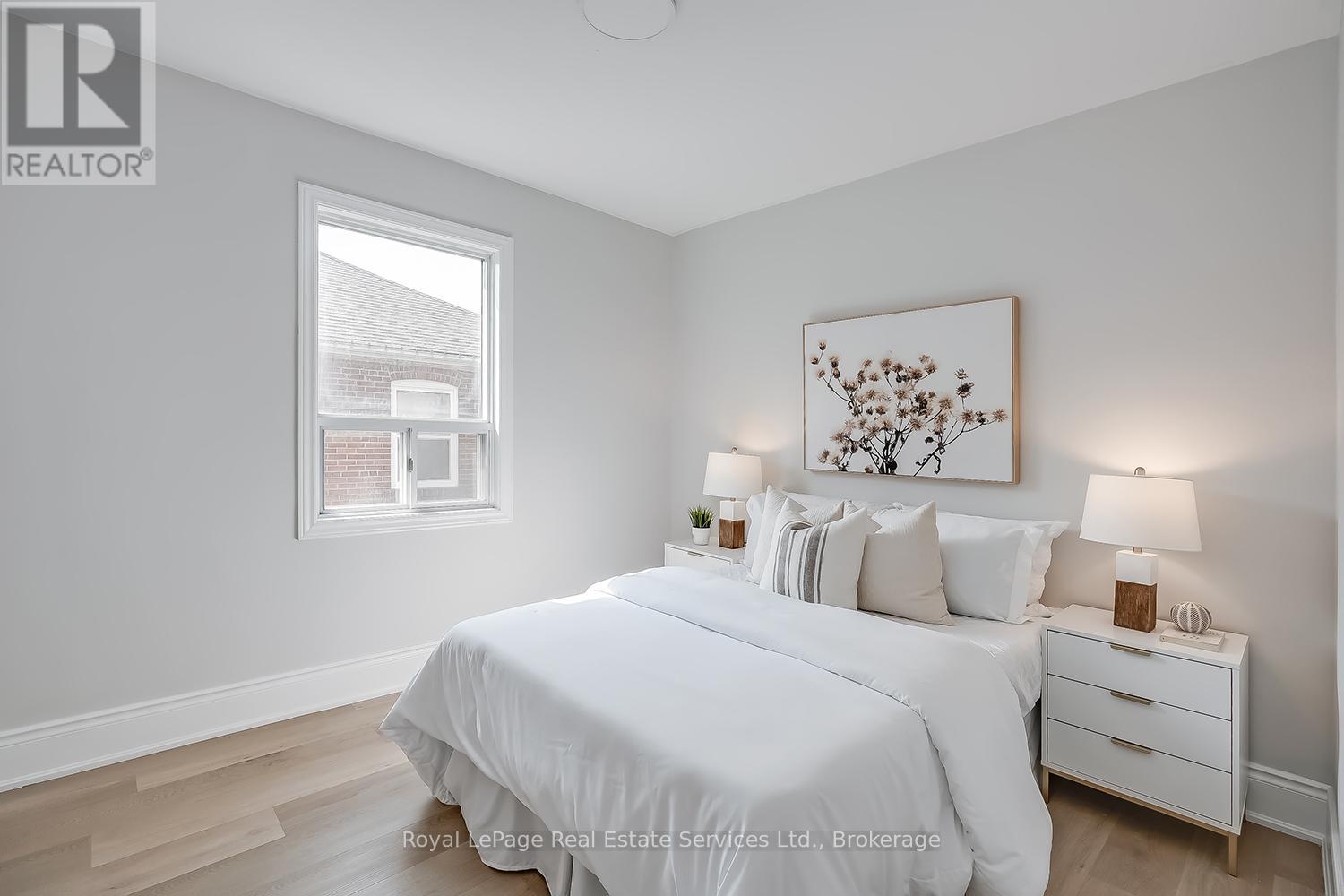 397 Bartos Drive, Oakville, Ontario  L6K 3E5 - Photo 22 - W12437334