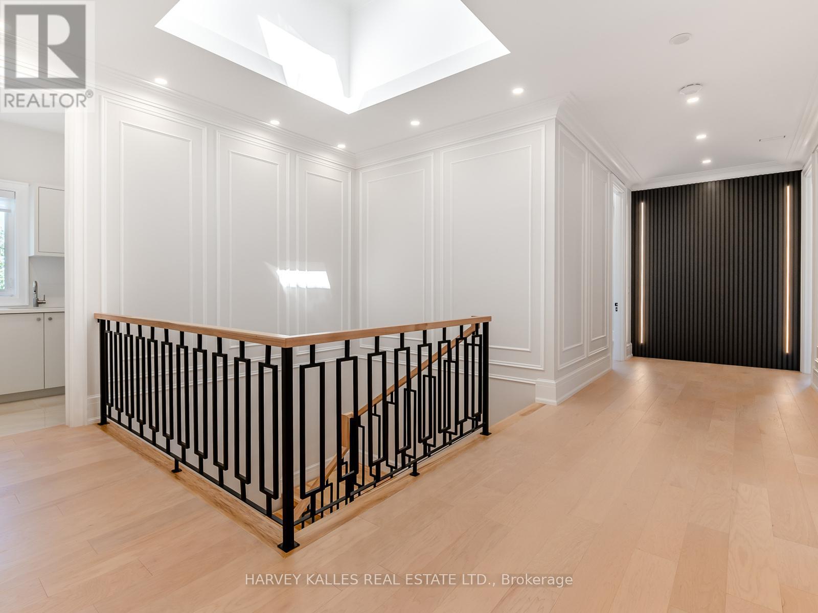 150 Holcolm Road, Toronto, Ontario  M2N 2E2 - Photo 24 - C12429164