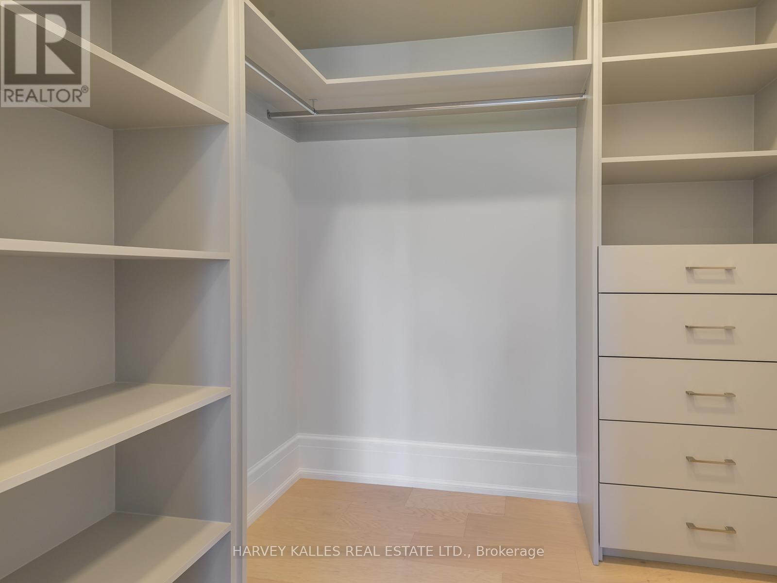 150 Holcolm Road, Toronto, Ontario  M2N 2E2 - Photo 37 - C12429164