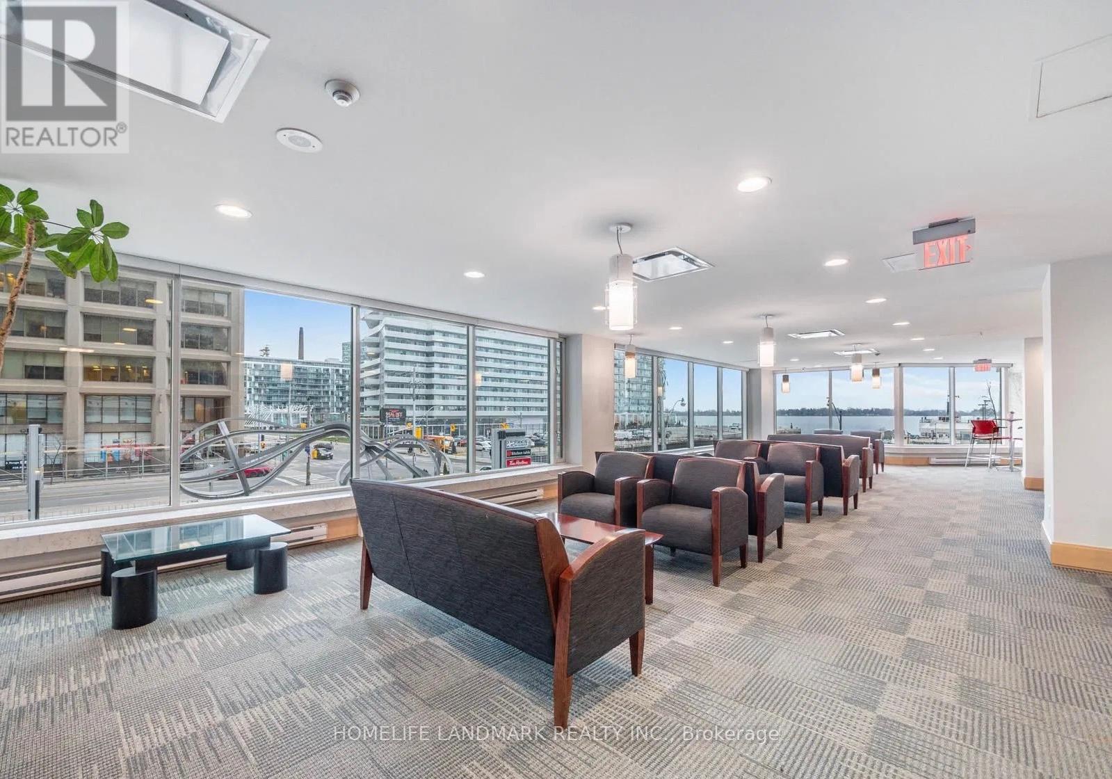 408 - 10 Queens Quay W, Toronto, Ontario  M5J 2R9 - Photo 21 - C12433451