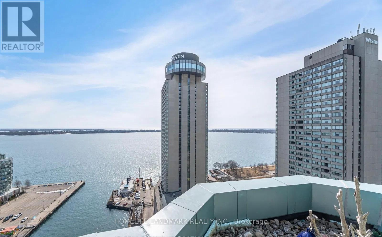 408 - 10 Queens Quay W, Toronto, Ontario  M5J 2R9 - Photo 34 - C12433451