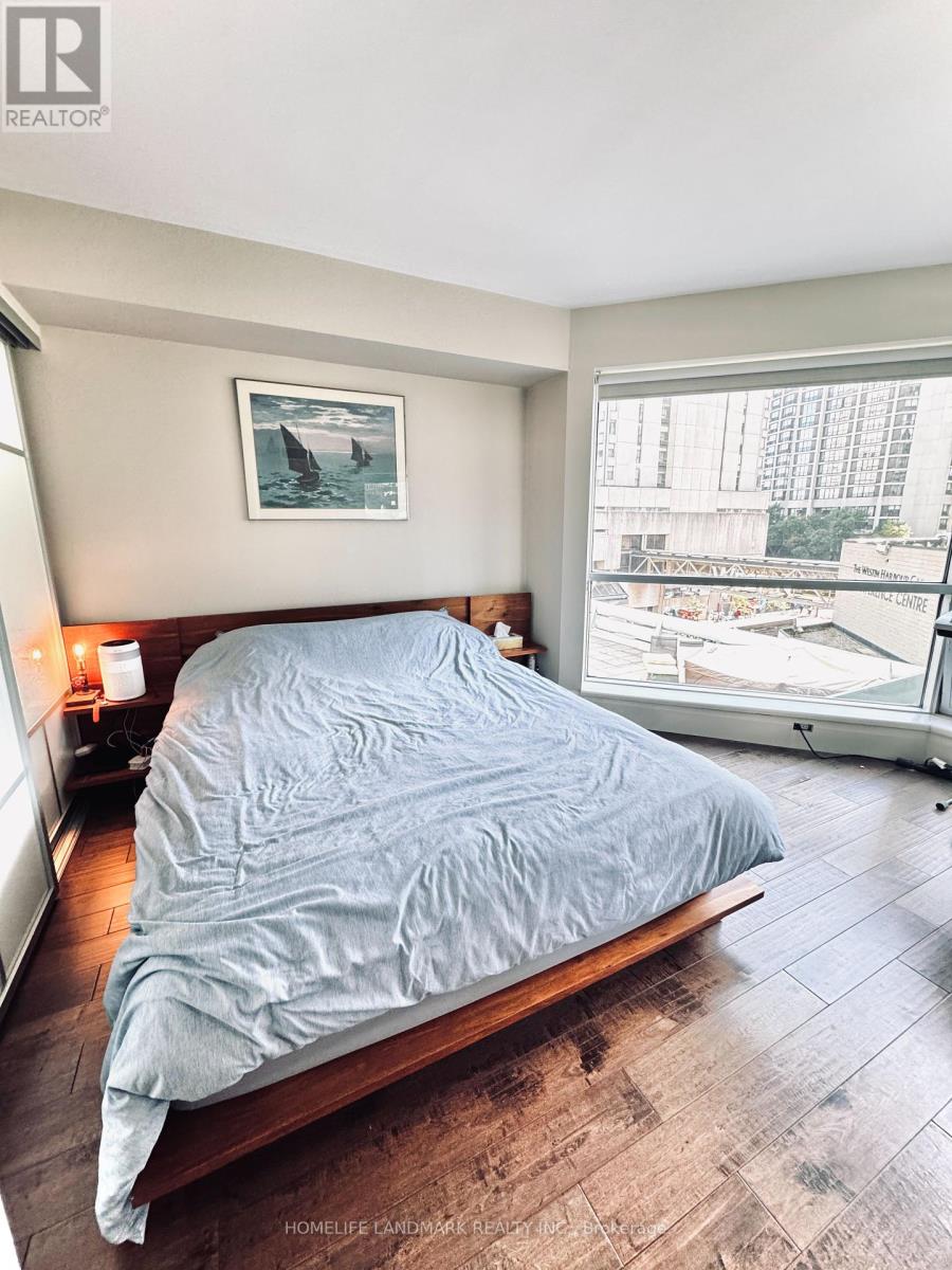 408 - 10 Queens Quay W, Toronto, Ontario  M5J 2R9 - Photo 7 - C12433451