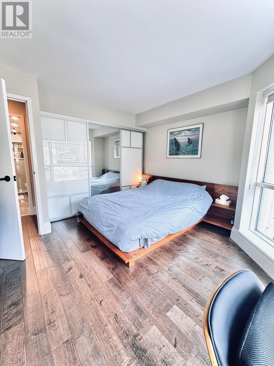 408 - 10 Queens Quay W, Toronto, Ontario  M5J 2R9 - Photo 8 - C12433451