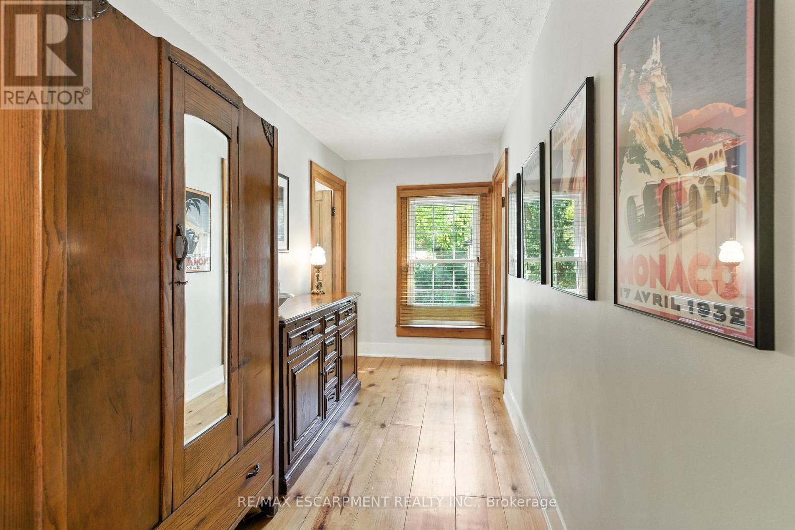 6 Prince Street, Halton Hills, Ontario  L7G 2X2 - Photo 27 - W12435214