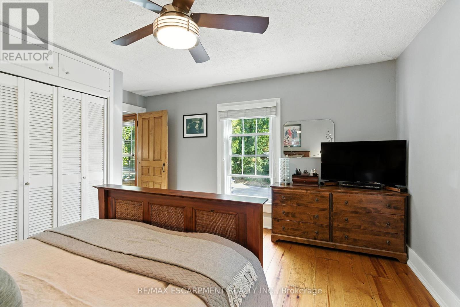6 Prince Street, Halton Hills, Ontario  L7G 2X2 - Photo 31 - W12435214