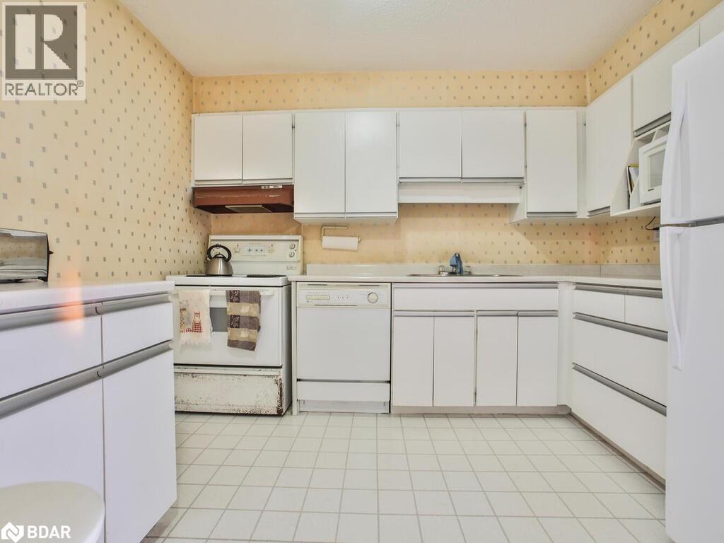 288 Mill Road Unit# F19, Toronto, Ontario  M9C 4X7 - Photo 18 - 40775147