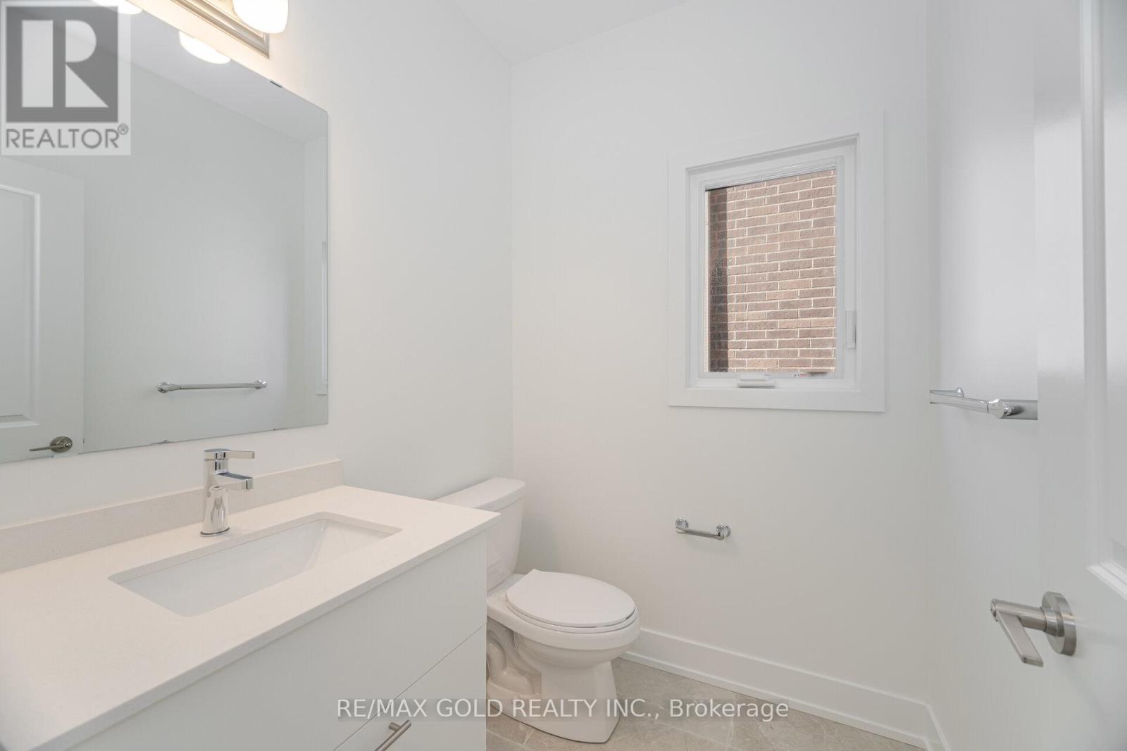 303 Bergamot Avenue, Milton, Ontario  L9E 1G5 - Photo 12 - W12427245