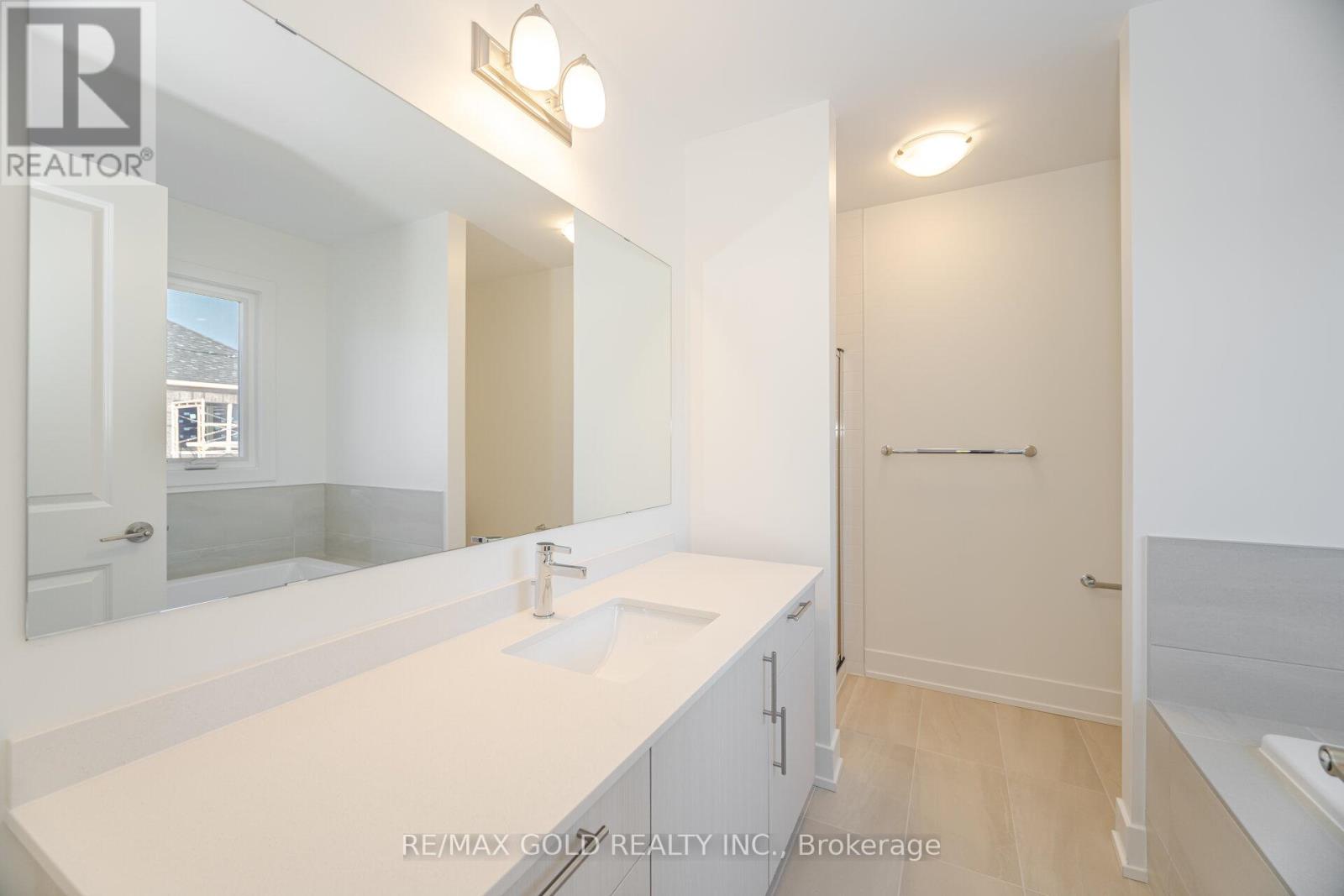 303 Bergamot Avenue, Milton, Ontario  L9E 1G5 - Photo 16 - W12427245