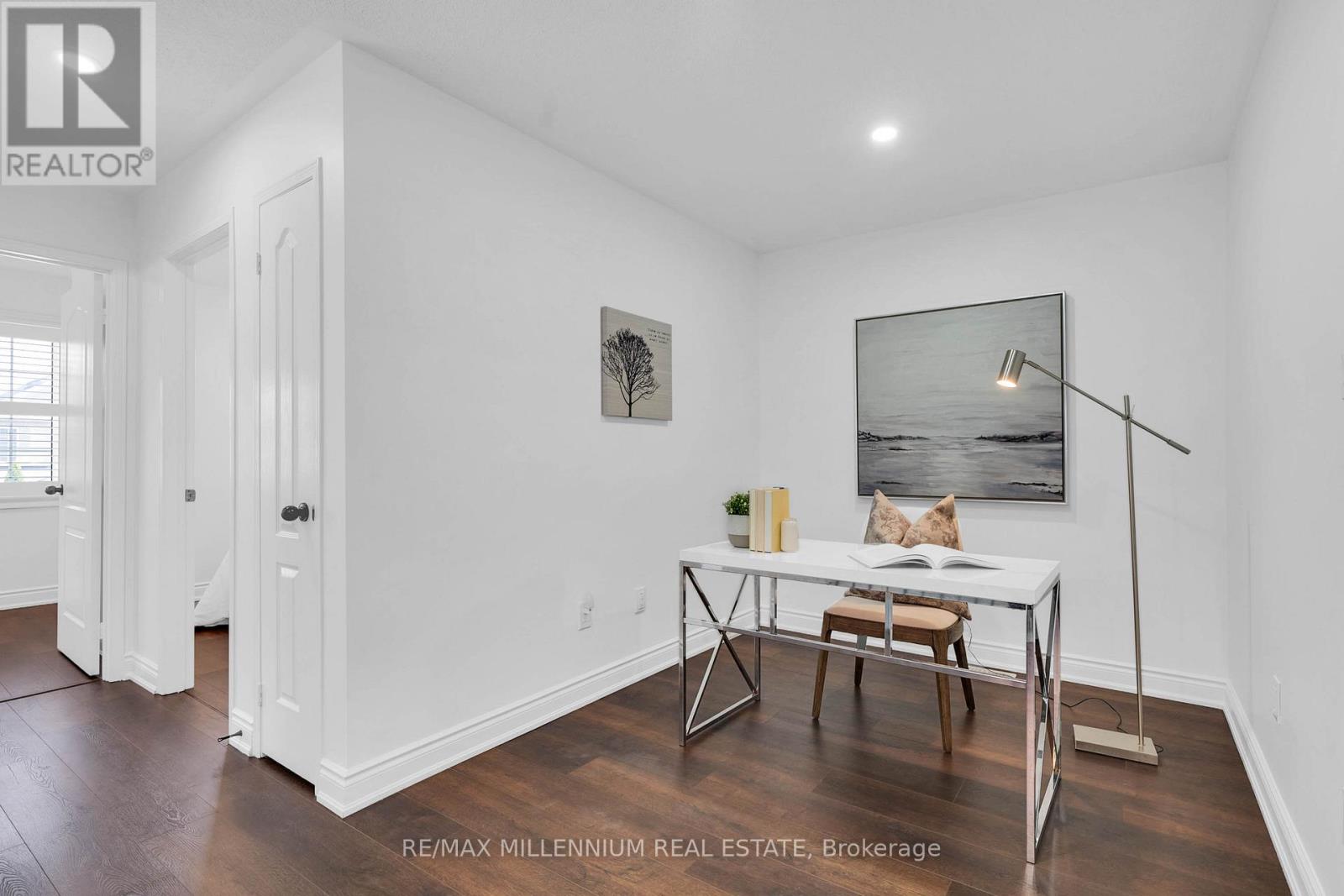 3393 Covent Crescent, Mississauga, Ontario  L5M 7P1 - Photo 23 - W12430530