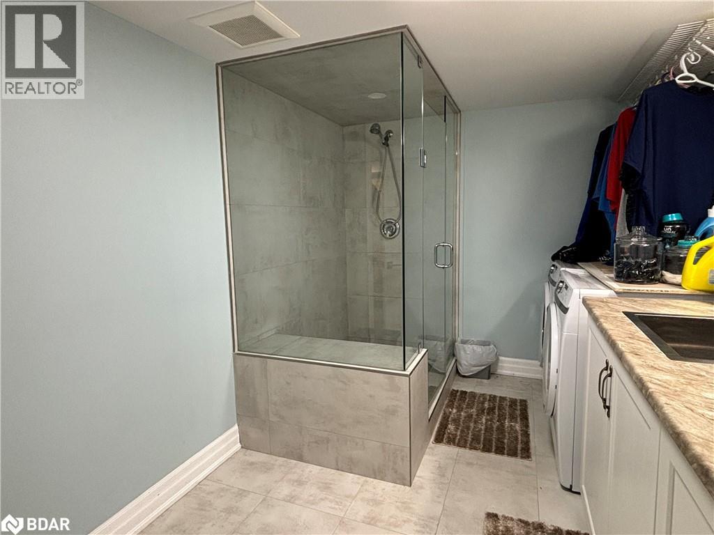 220 Pleasant Boulevard, Keswick, Ontario  L4P 2S8 - Photo 7 - 40774515