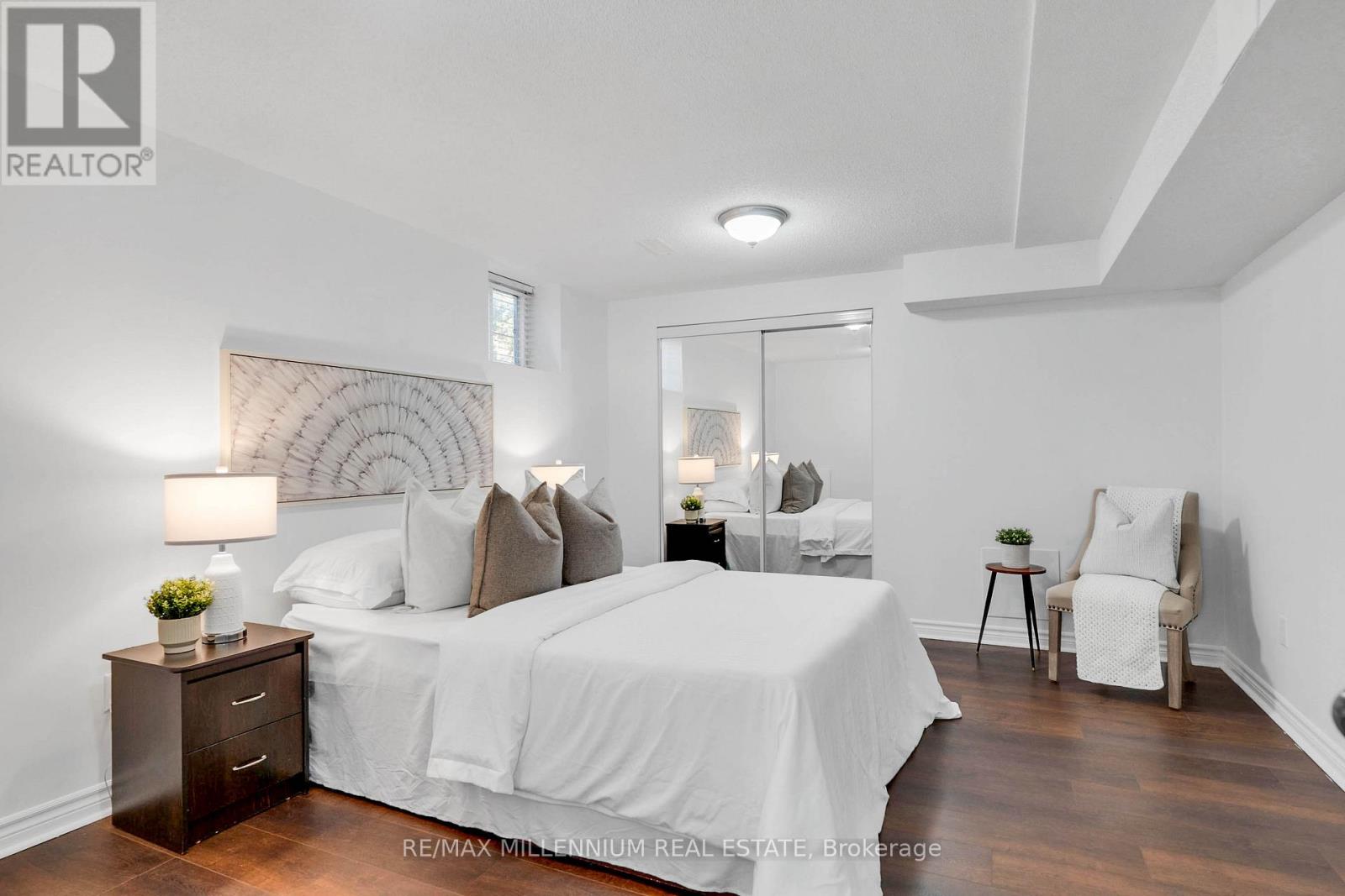 3393 Covent Crescent, Mississauga, Ontario  L5M 7P1 - Photo 40 - W12430530