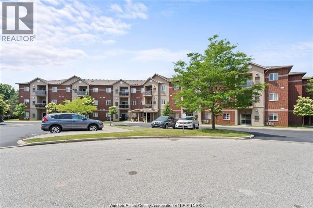 1885 Westview Park Boulevard Unit# 101, Lasalle, Ontario  N9H 2R8 - Photo 1 - 25024954