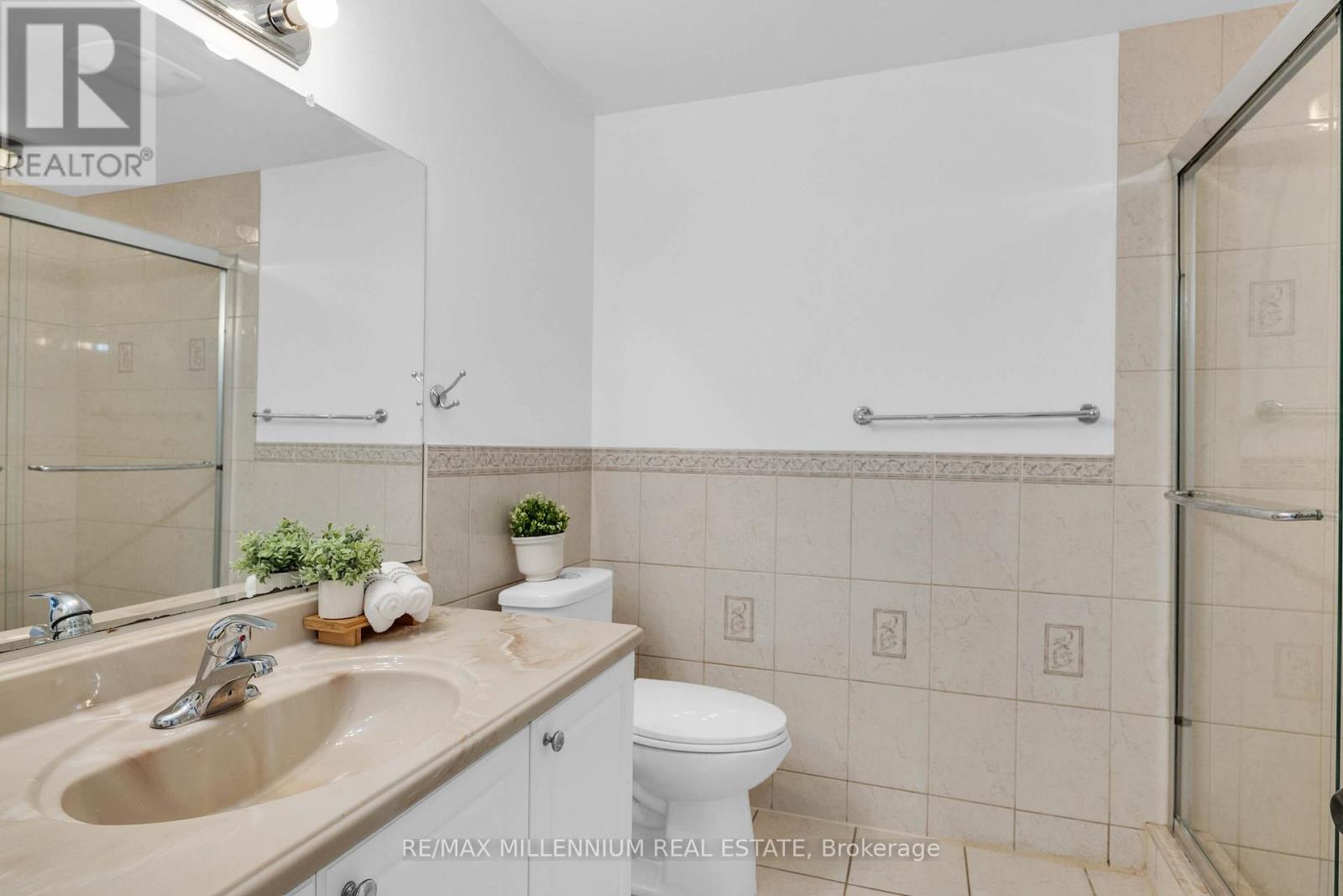 3393 Covent Crescent, Mississauga, Ontario  L5M 7P1 - Photo 43 - W12430530